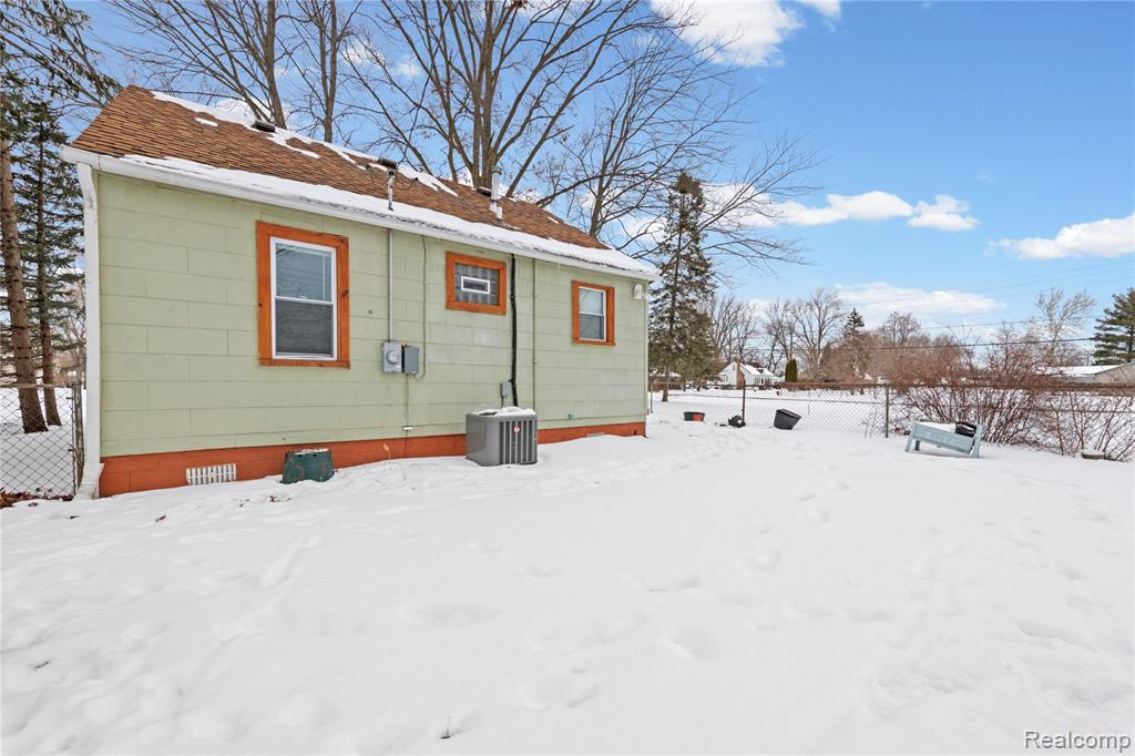 7315 Hollywood Street, Romulus, MI 48174 — Photo 25