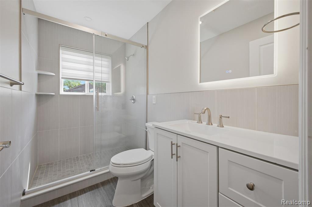 26172 Hass Street, Dearborn Heights, MI 48127 — Photo 28