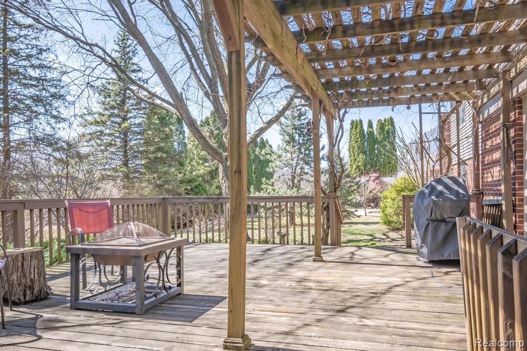 49035 QUAIL RUN Drive S, Plymouth, MI 48170 — Photo 55