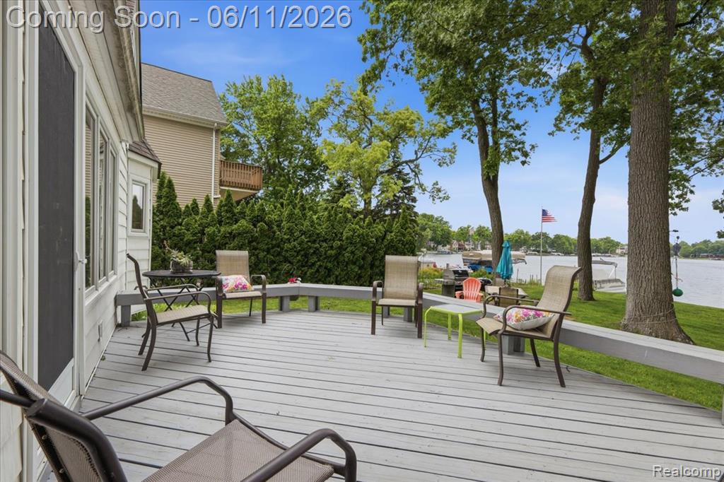 6880 Forestlawn Court, Waterford, MI 48327 — Photo 40