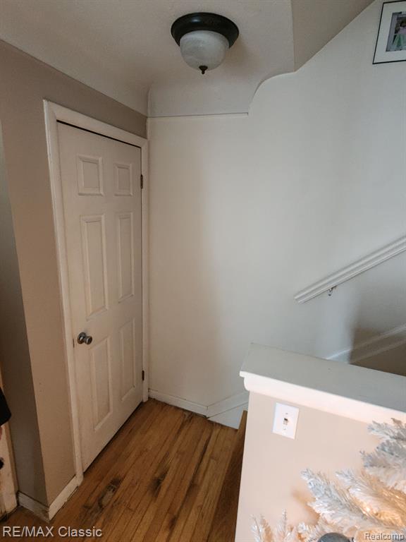 508 W HOUSTONIA Avenue, Royal Oak, MI 48073 — Photo 10