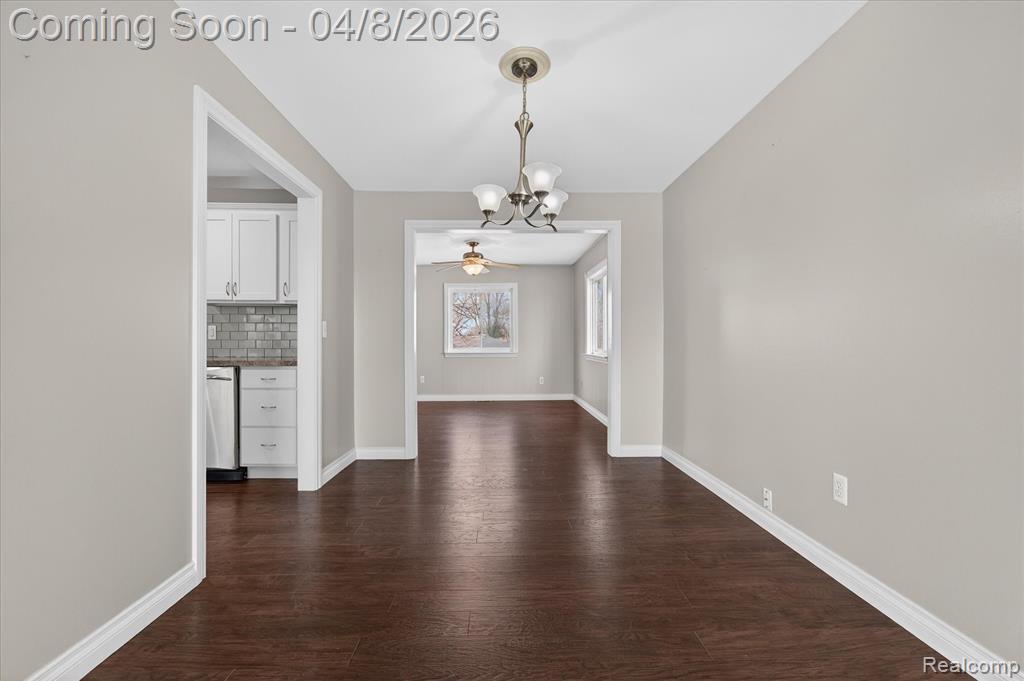 22184 Derby Road, Woodhaven, MI 48183 — Photo 16