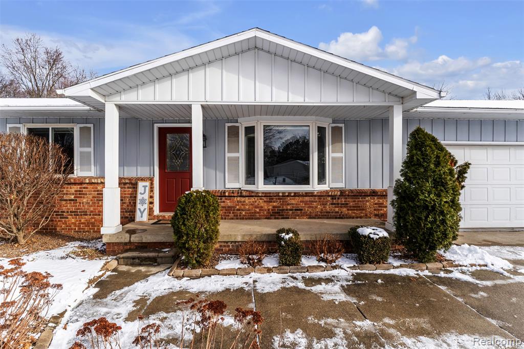 166 Crooked Limb Drive, Lapeer, MI 48446 — Photo 2