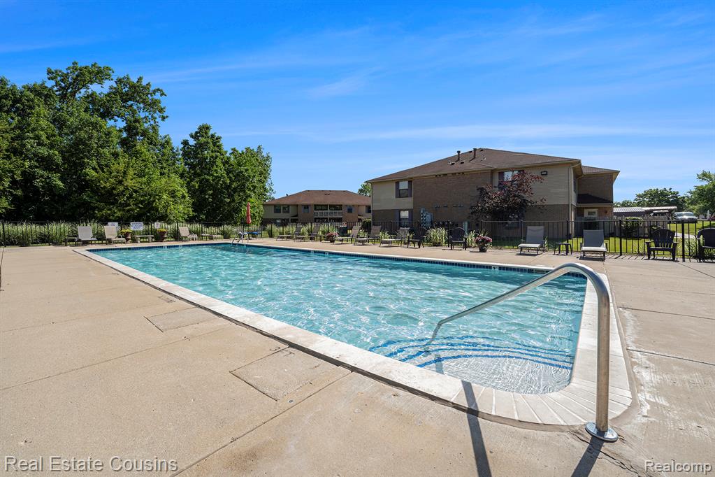 61023 Greenwood Drive, South Lyon, MI 48178 — Photo 24