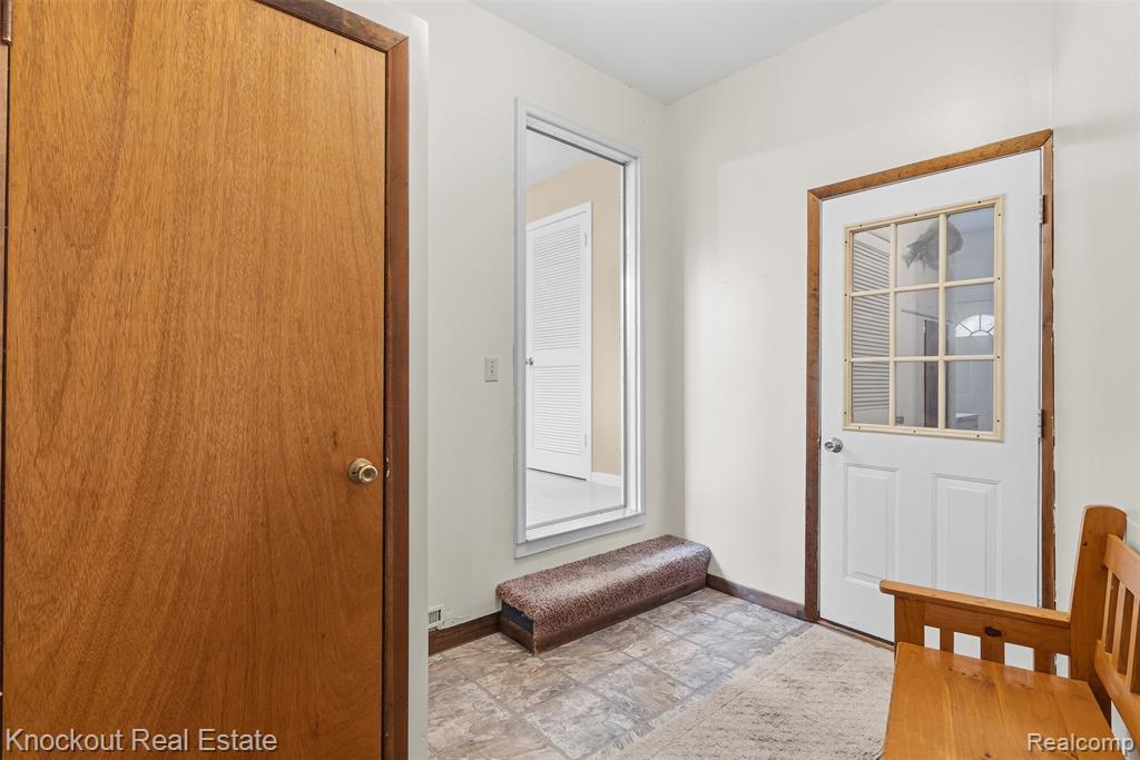 6256 State Road, Vassar, MI 48768 — Photo 19