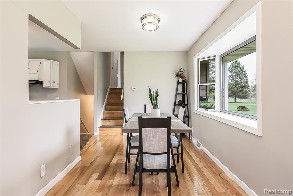 3672 W NORTH TERRITORIAL Road, Whitmore Lake, MI 48189 — Photo 12