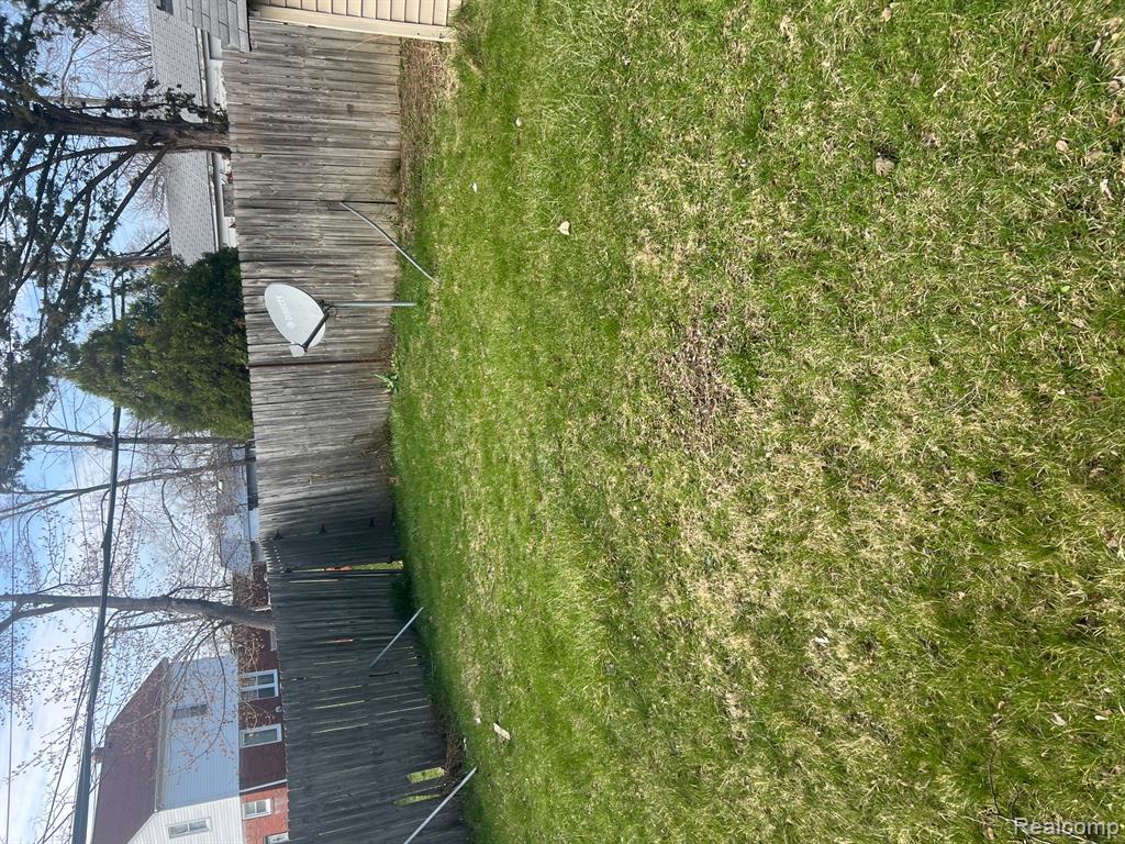19711 Greeley, Detroit, MI 48203 — Photo 3