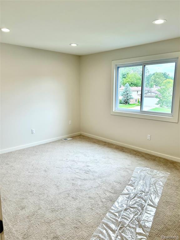 1784 Lakewood Drive, Troy, MI 48083 — Photo 25