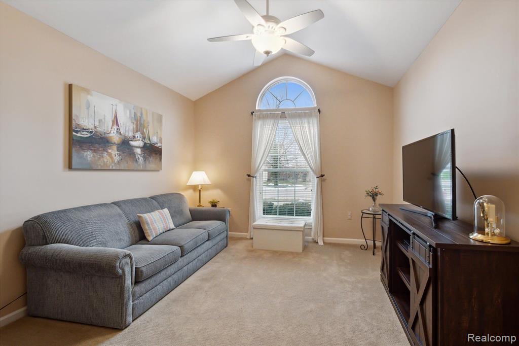 40627 LENOX PARK Drive, Novi, MI 48377 — Photo 16