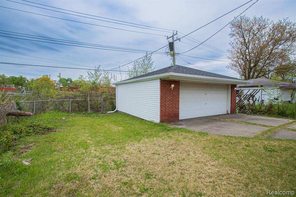 6742 Buhr Street, Hamtramck, MI 48212 — Photo 22