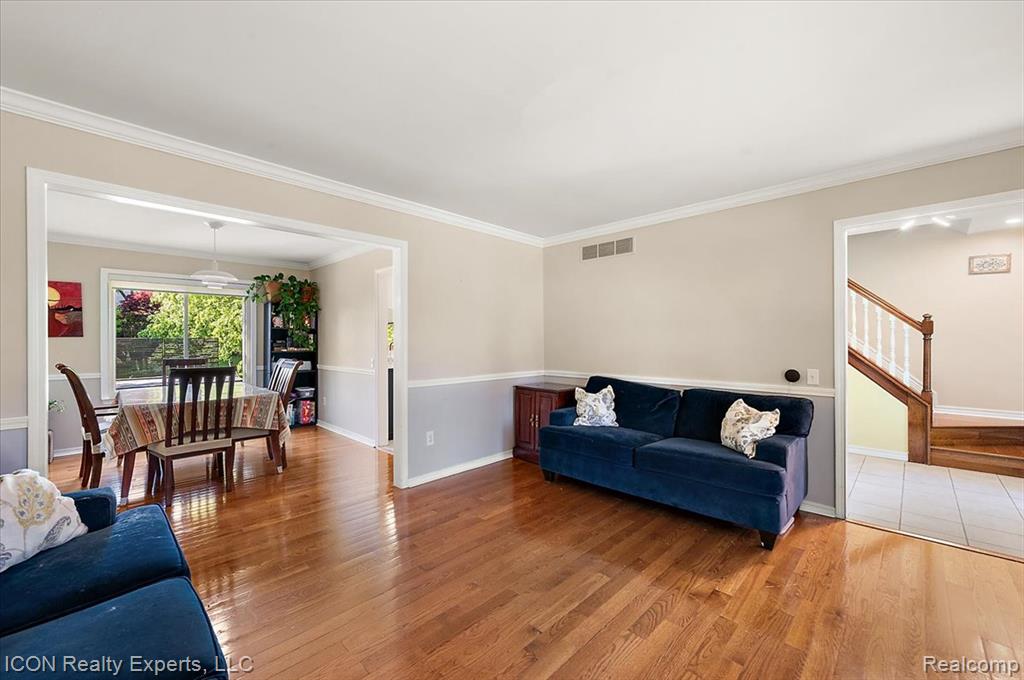 44831 Huntington Drive, Novi, MI — Photo 6