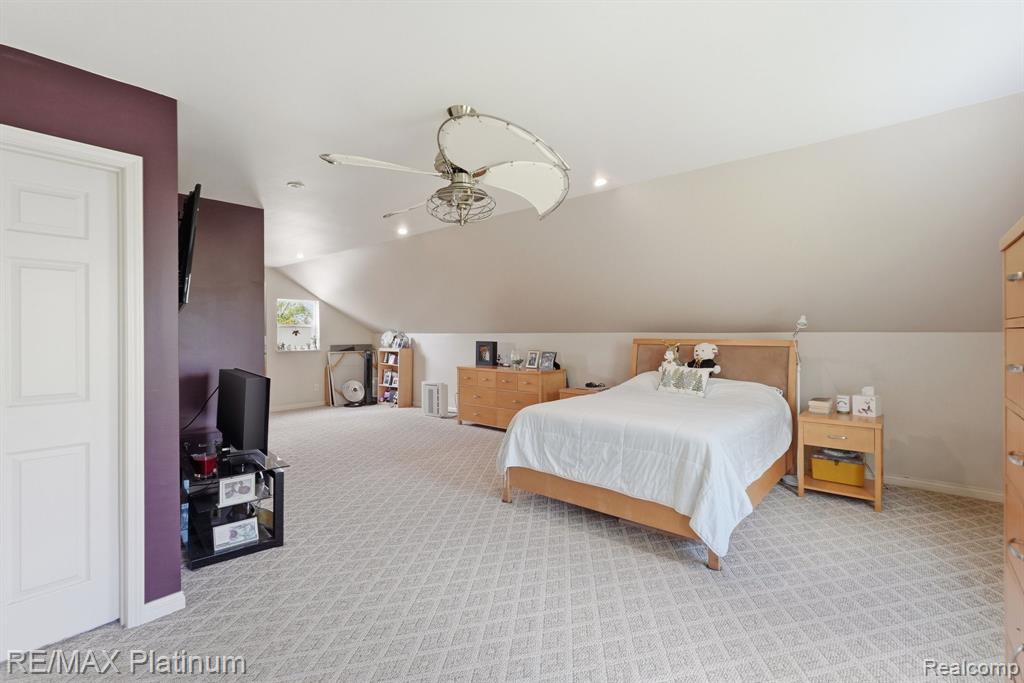 2428 Fisher Road, Howell, MI 48855 — Photo 9