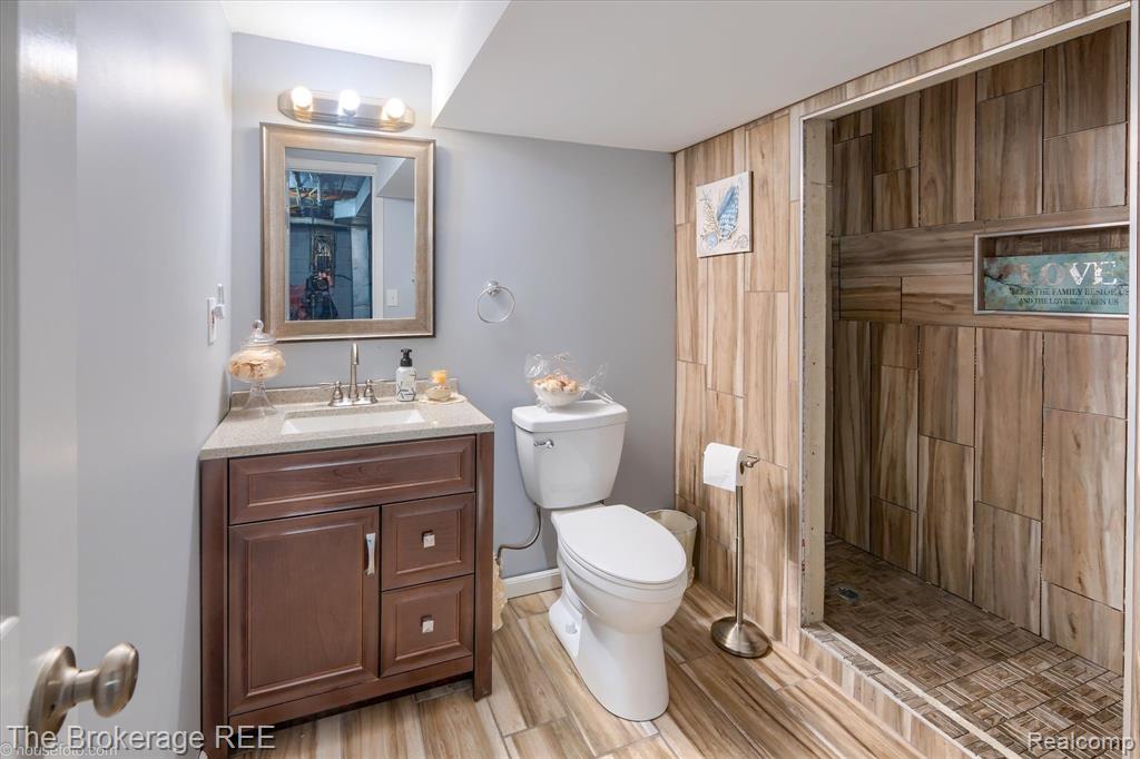7310 Brewer Road, Flint, MI 48507 — Photo 53