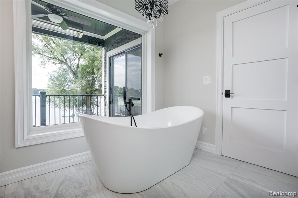 16665 Kings Fairway Lane, Grand Blanc, MI 48439 — Photo 51