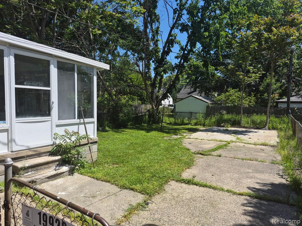 19928 Dean Street, Detroit, MI 48234 — Photo 32