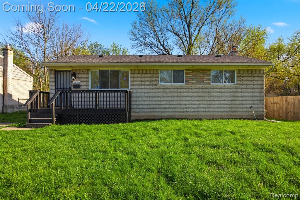 28521 Oakwood Street, Inkster, MI 48141 — front exterior