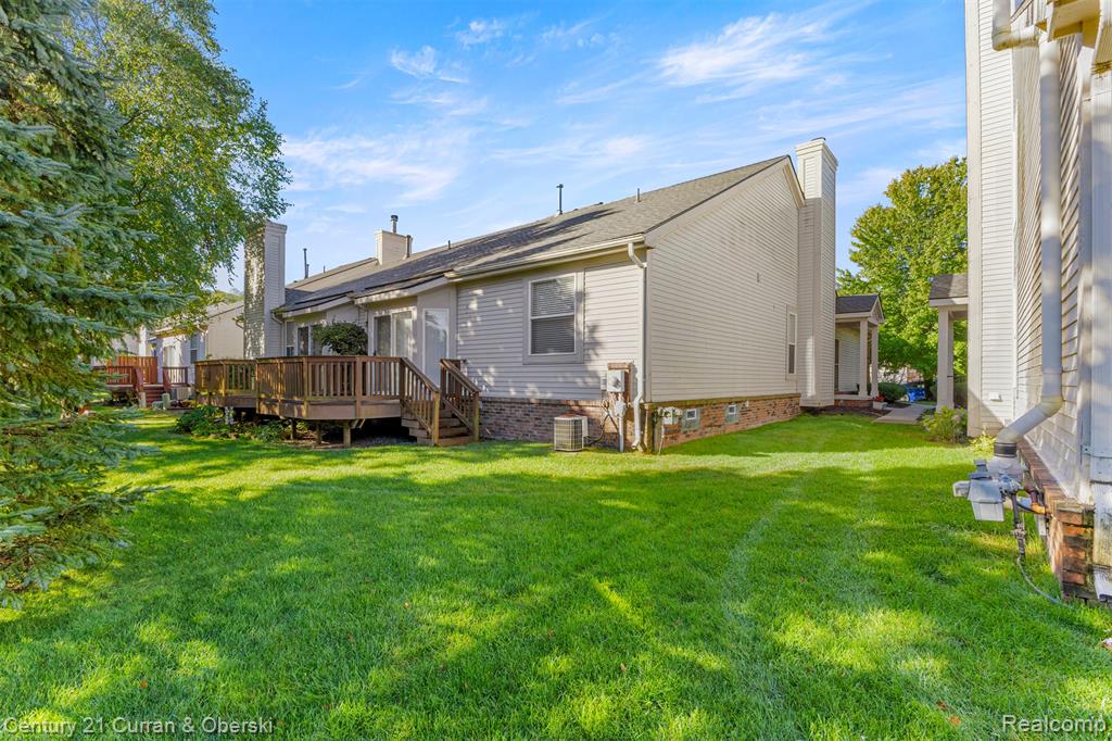 5296 S River Drive S, Commerce Twp, MI 48382 — Photo 28