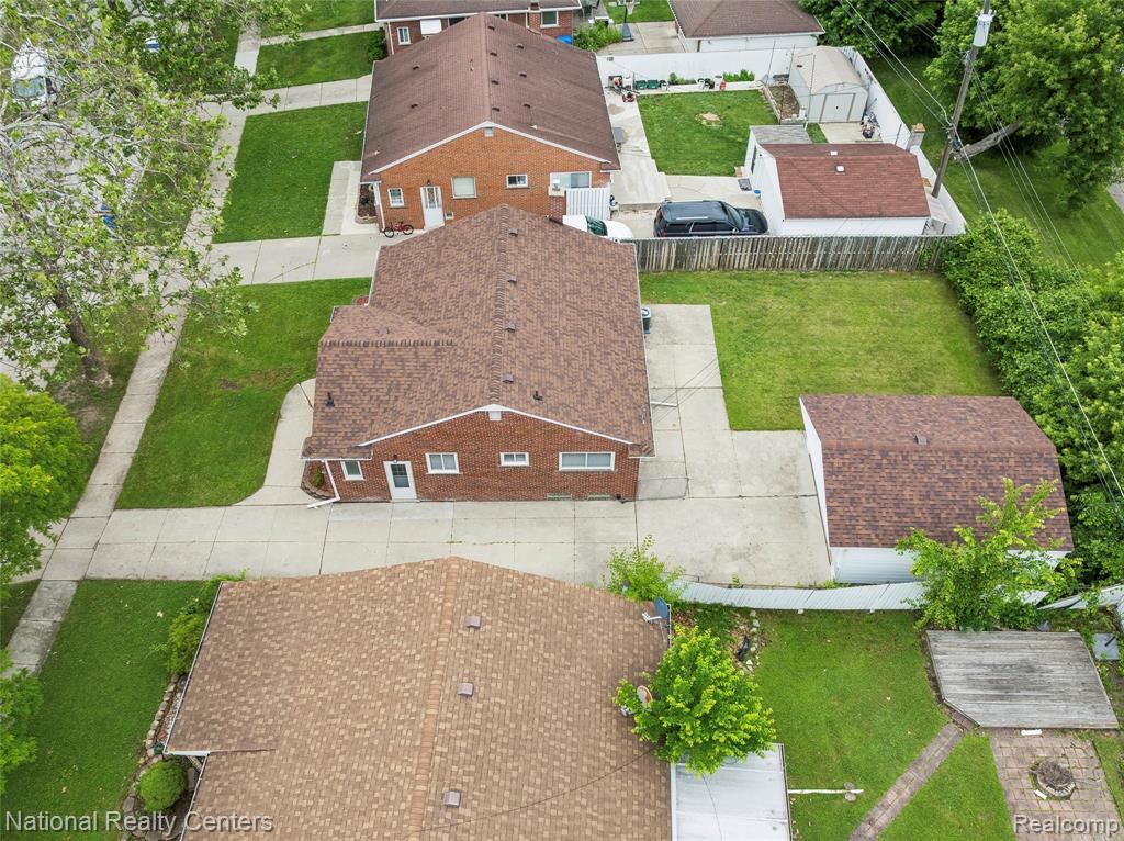 8108 Whitefield Street, Dearborn Heights, MI 48127 — Photo 24