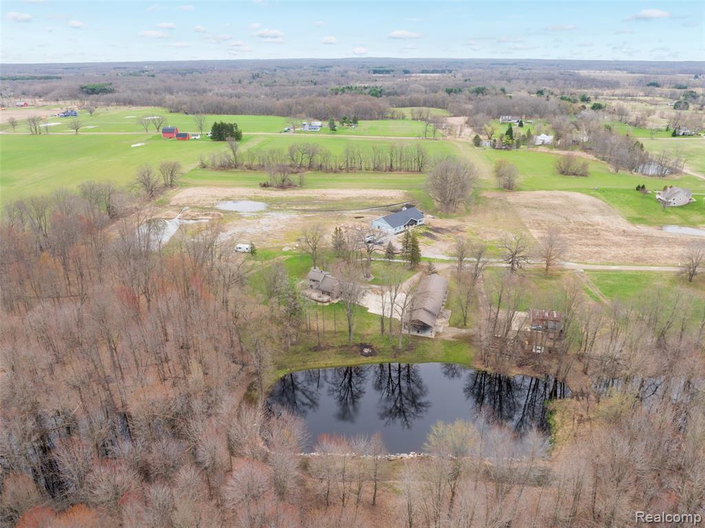 9247 Schrepfer Road, Howell, MI 48855 — Photo 43