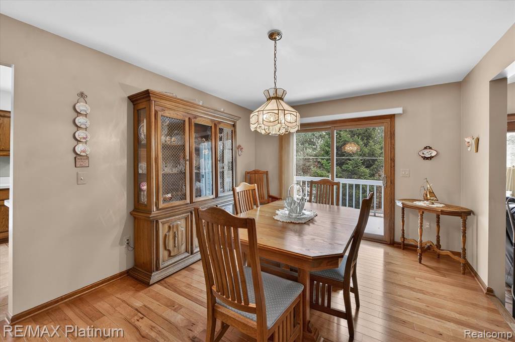 10696 Parker Court, South Lyon, MI 48178 — Photo 6