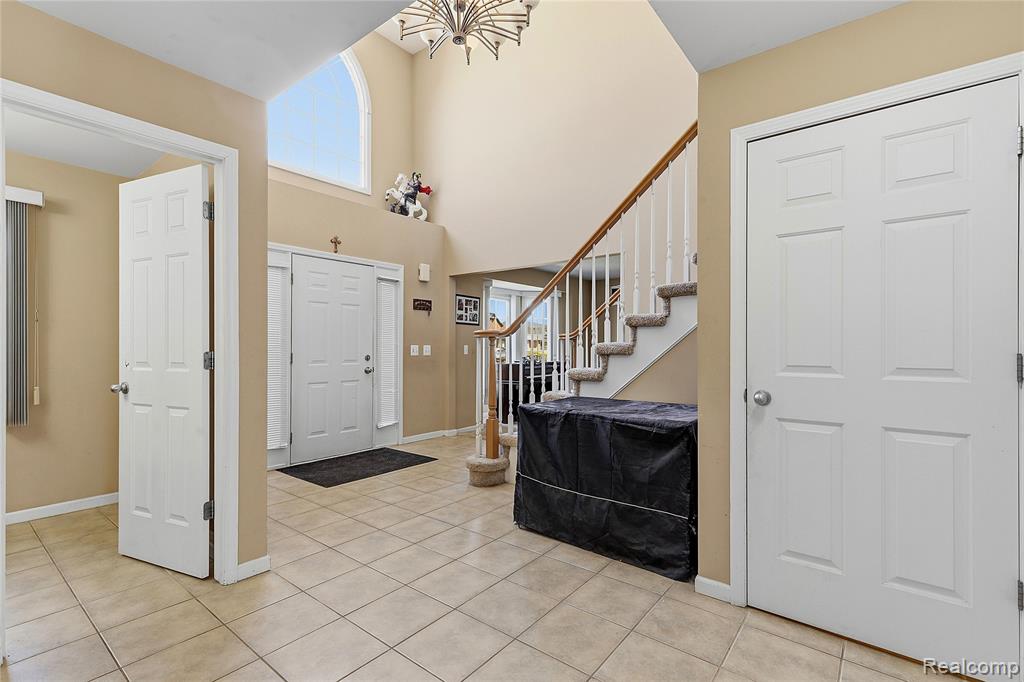 50426 Chief Drive, Macomb, MI 48044 — Photo 17