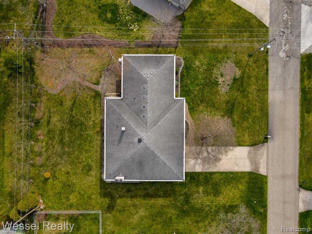 6769 DONNYBROOK Drive, Shelby Twp, MI 48316 — Photo 8