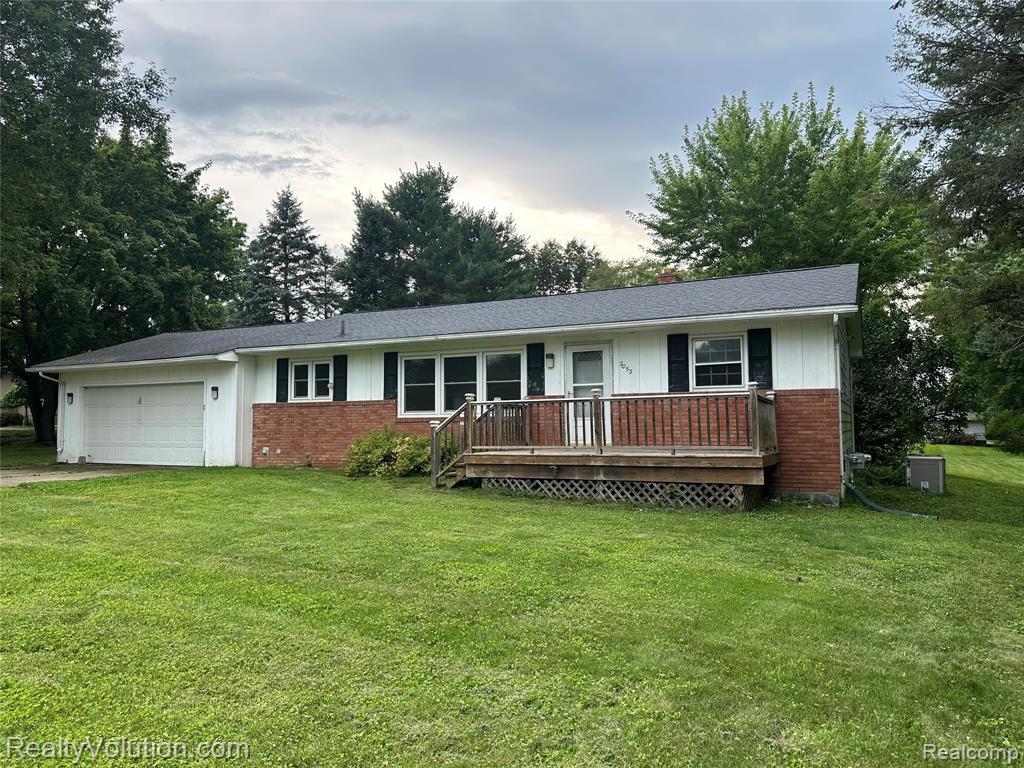 2053 Lillian Drive, Lapeer, MI 48446 — Photo 2