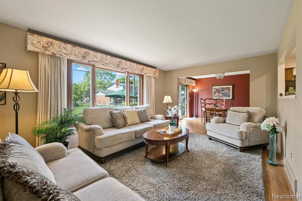 2366 Cumberland Drive, Troy, MI 48085 — Photo 5