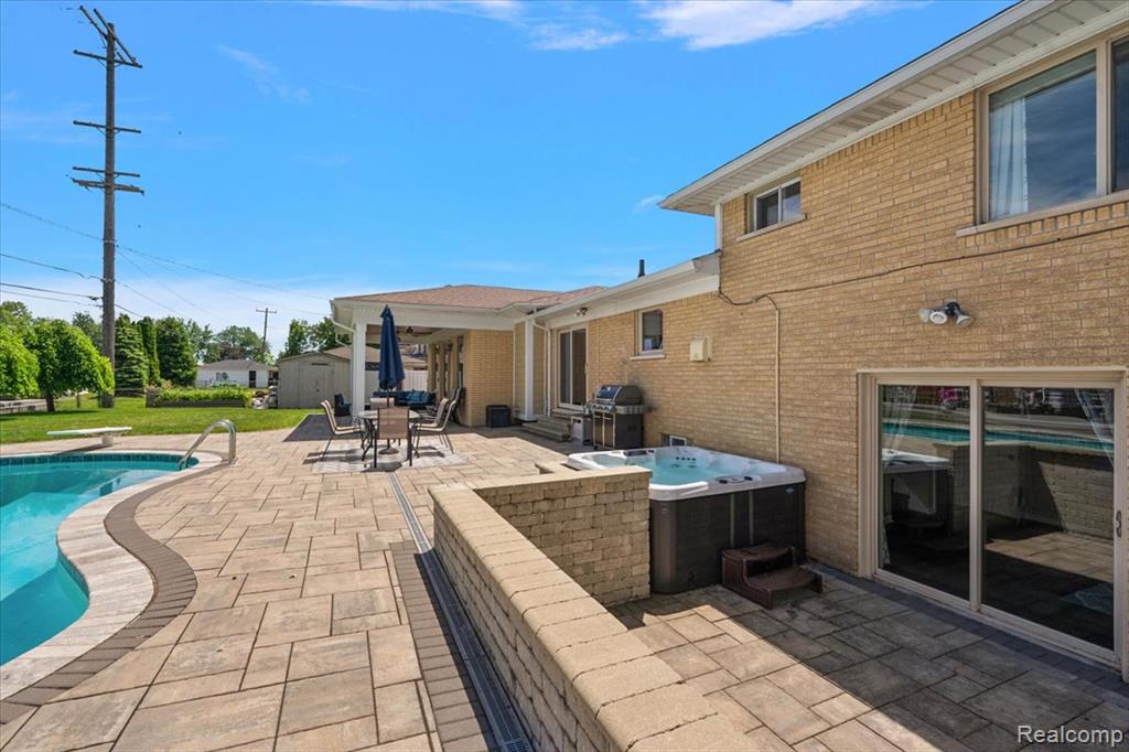 22461 Benjamin Street, Saint Clair Shores, MI 48081 — Photo 46