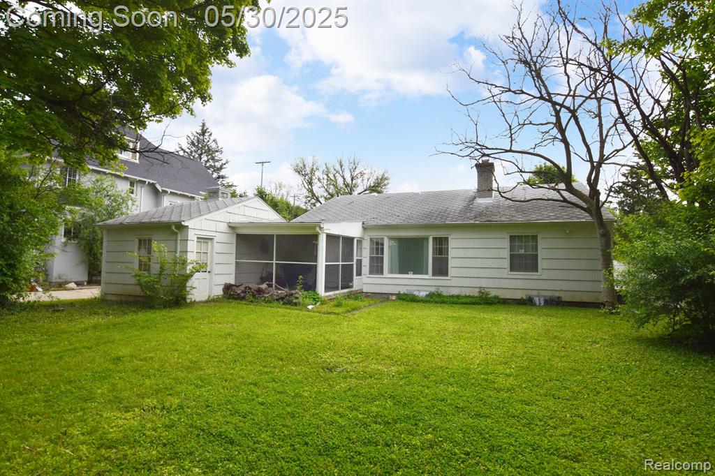 624 MAXINE Street, Flint, MI 48503 — Photo 11