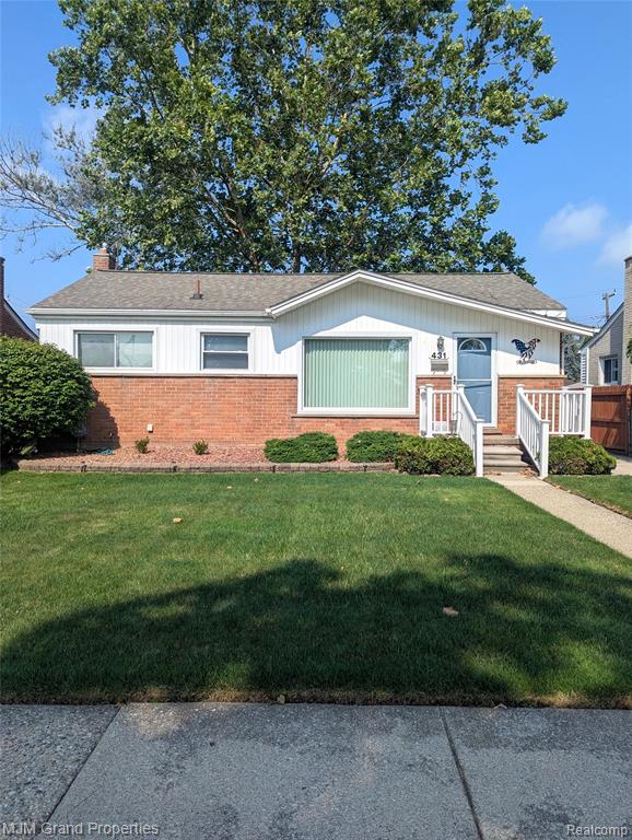 431 Deering Street, Garden City, MI — front exterior