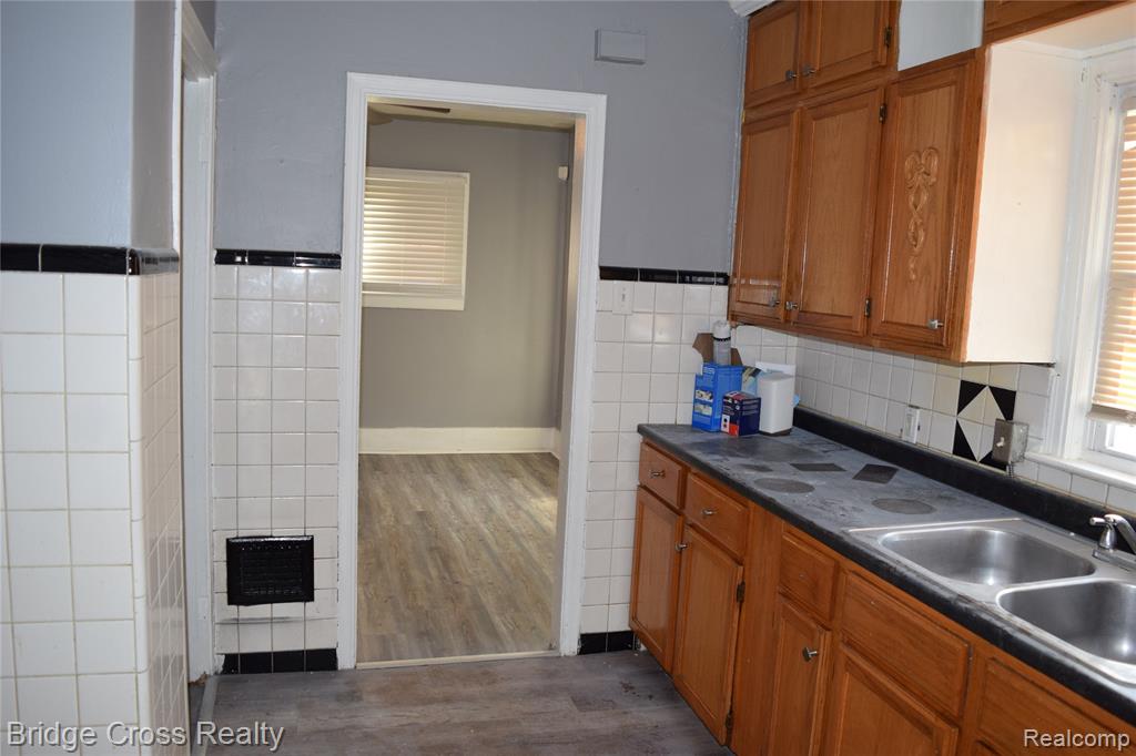13209 Terry Street, Detroit, MI 48227 — Photo 5