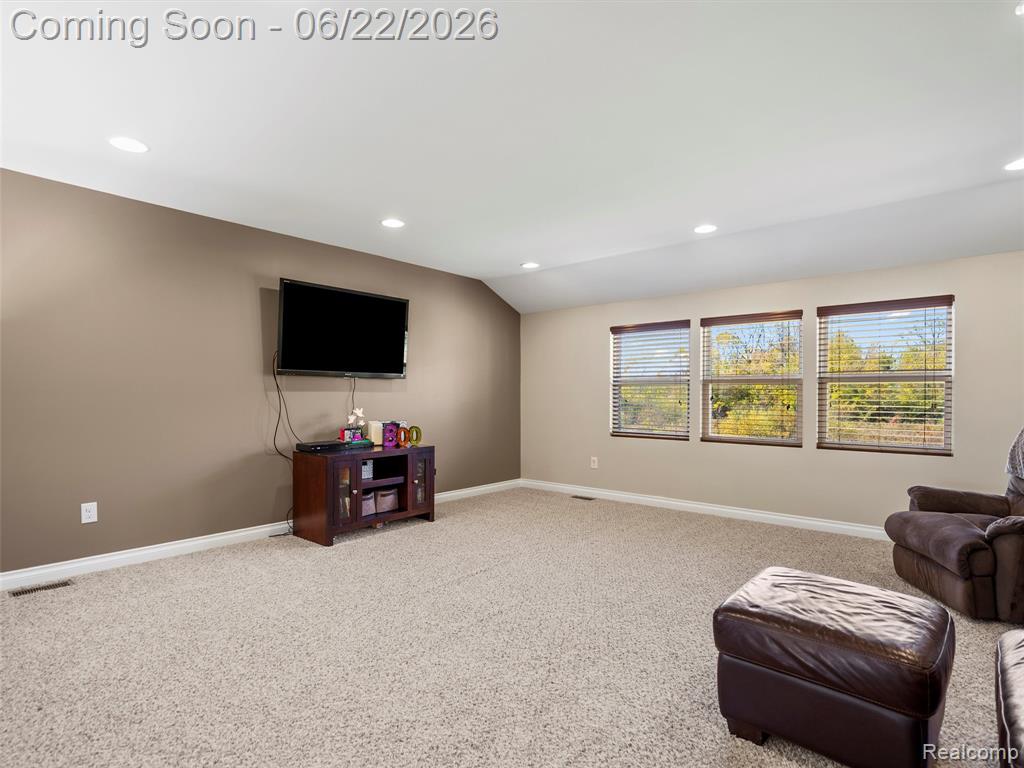 2130 Findley Circle, Lake Orion, MI — Photo 34
