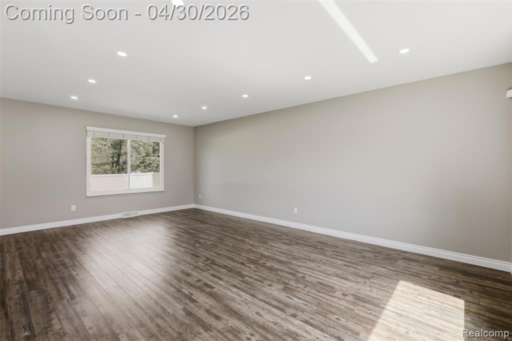 7978 Little Farm Lane, West Bloomfield, MI — Photo 5