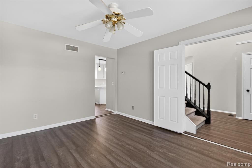4642 Pond Run, Canton, MI 48188 — Photo 10