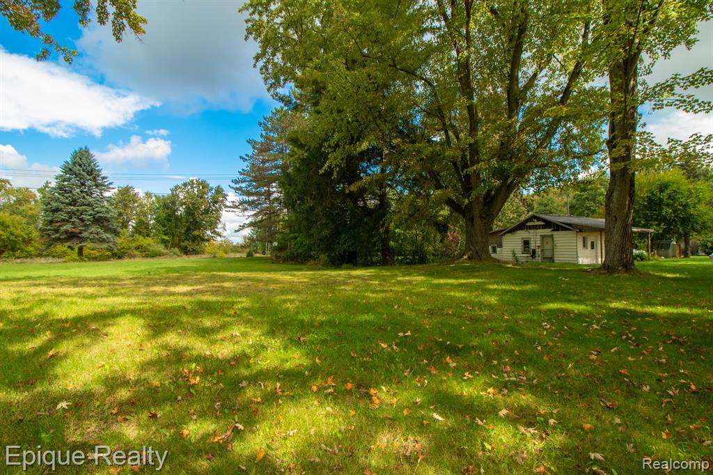 5831 Reed Street, MI 48729 — Photo 4