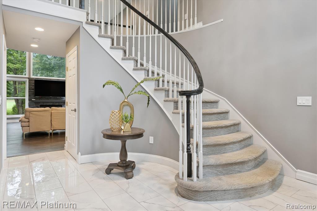 4298 EMU Drive, Pinckney, MI 48169 — Photo 5