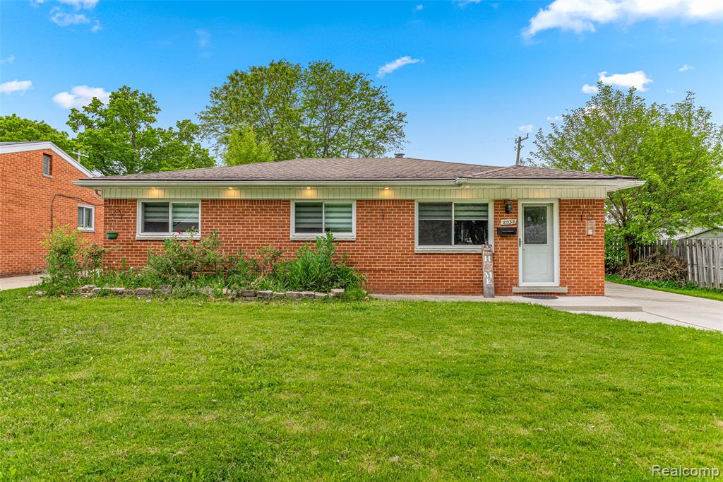 8039 Nightingale Street, Dearborn Heights, MI 48127 — Photo 2