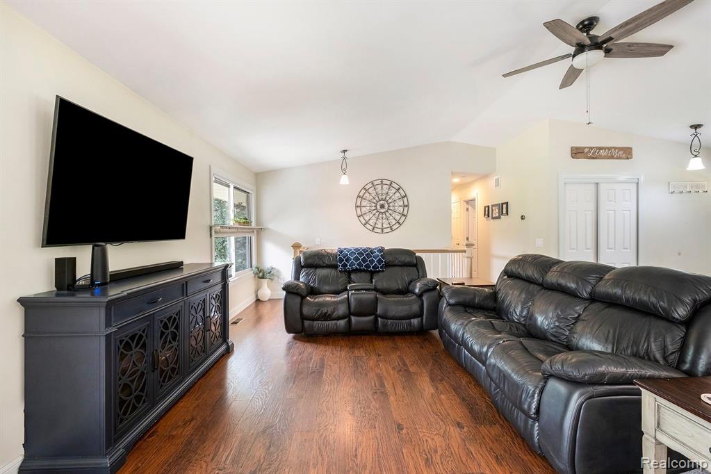 8266 Twilight Lane, Brighton, MI 48116 — Photo 22