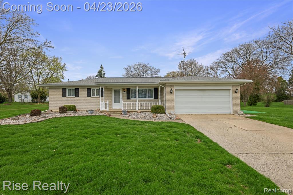 7080 Aldredge Drive, Swartz Creek, MI 48473 — front exterior