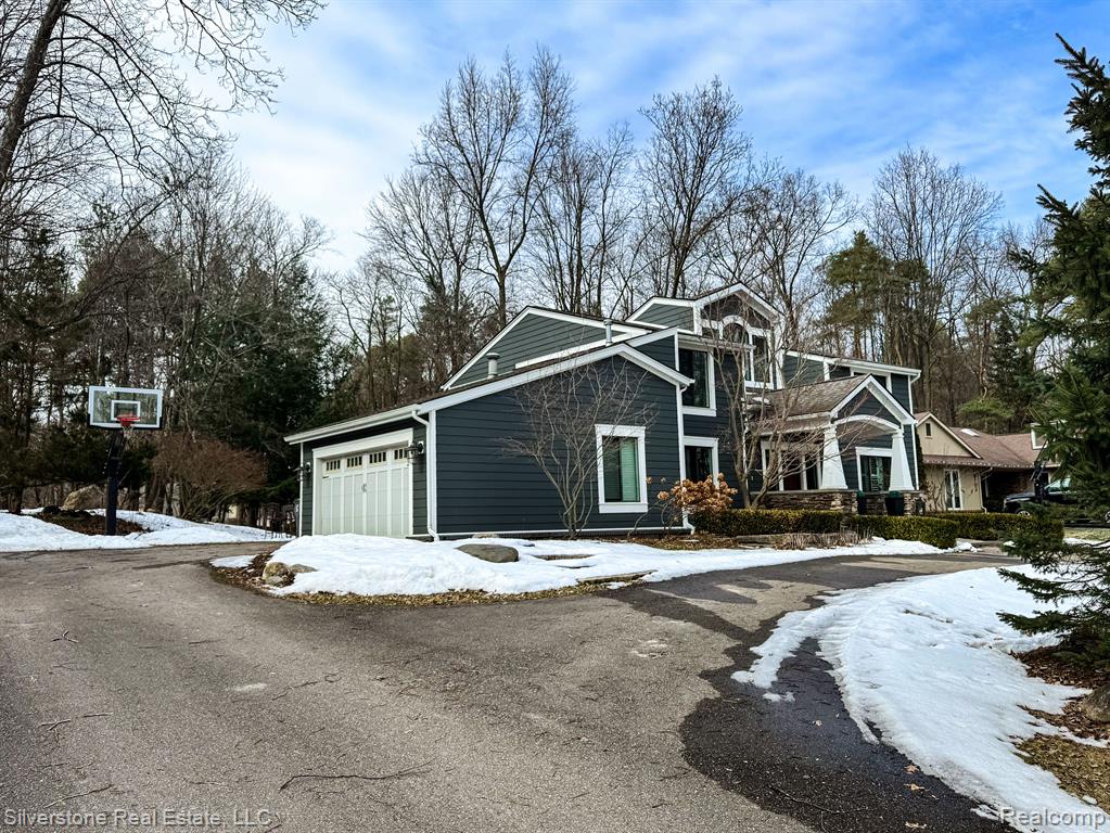 8085 DEERWOOD Road, Clarkston, MI 48348 — Photo 3