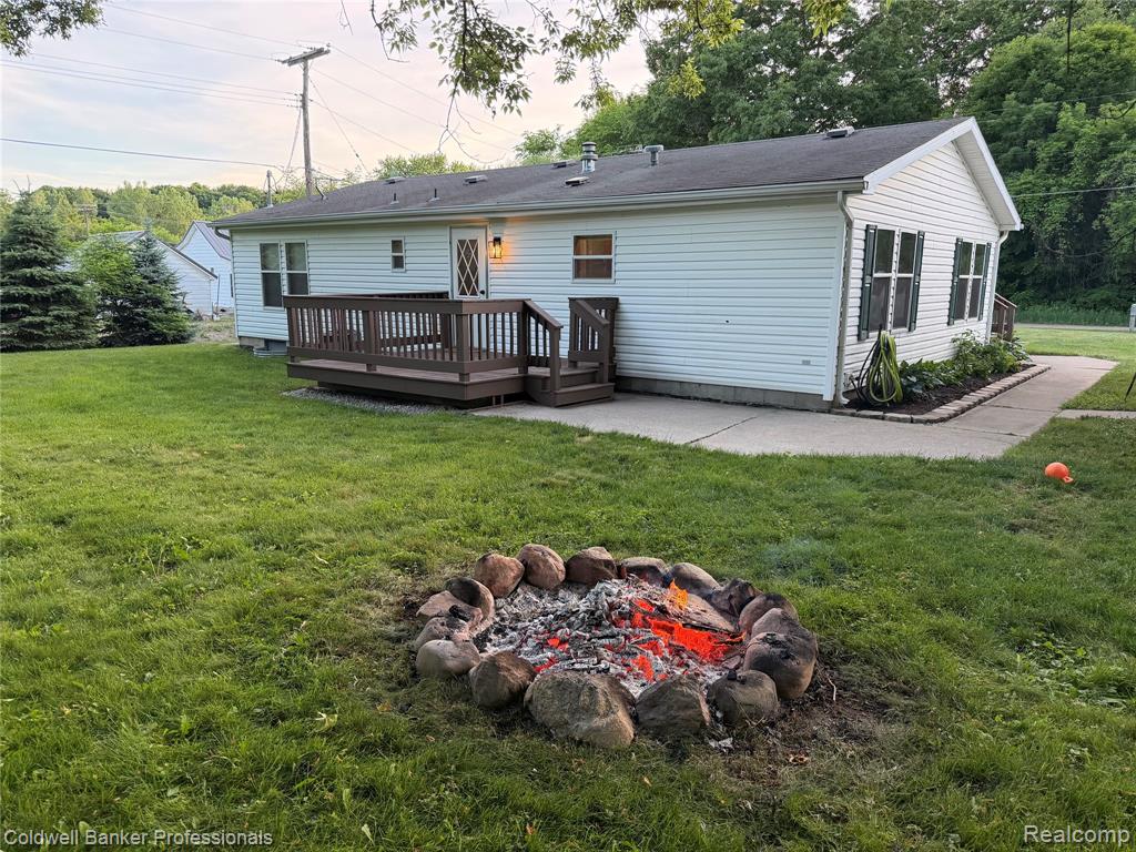 24 Springer Lane, Attica, MI 48412 — Photo 28