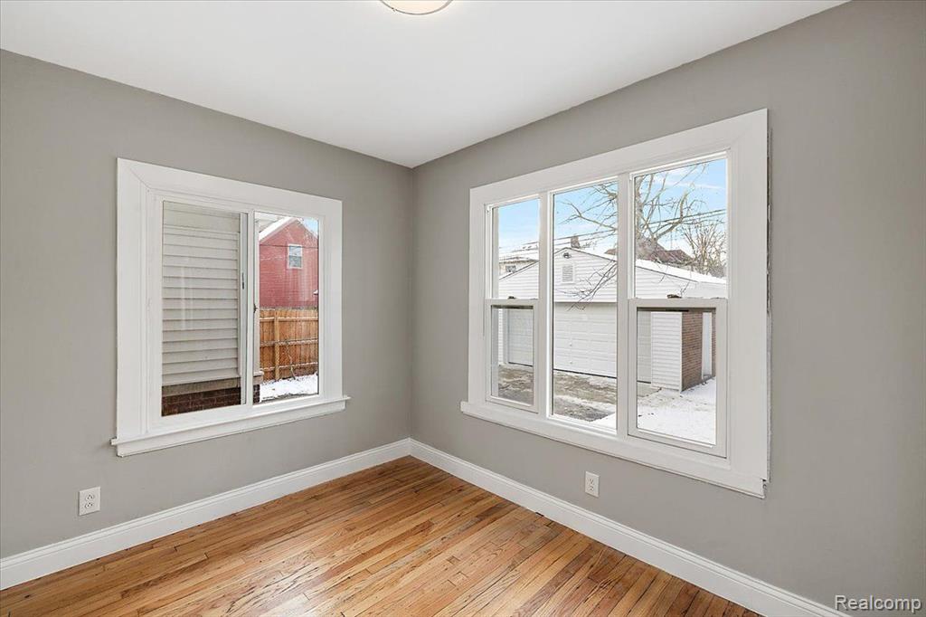 4835 COURVILLE Street, Detroit, MI 48224 — Photo 17