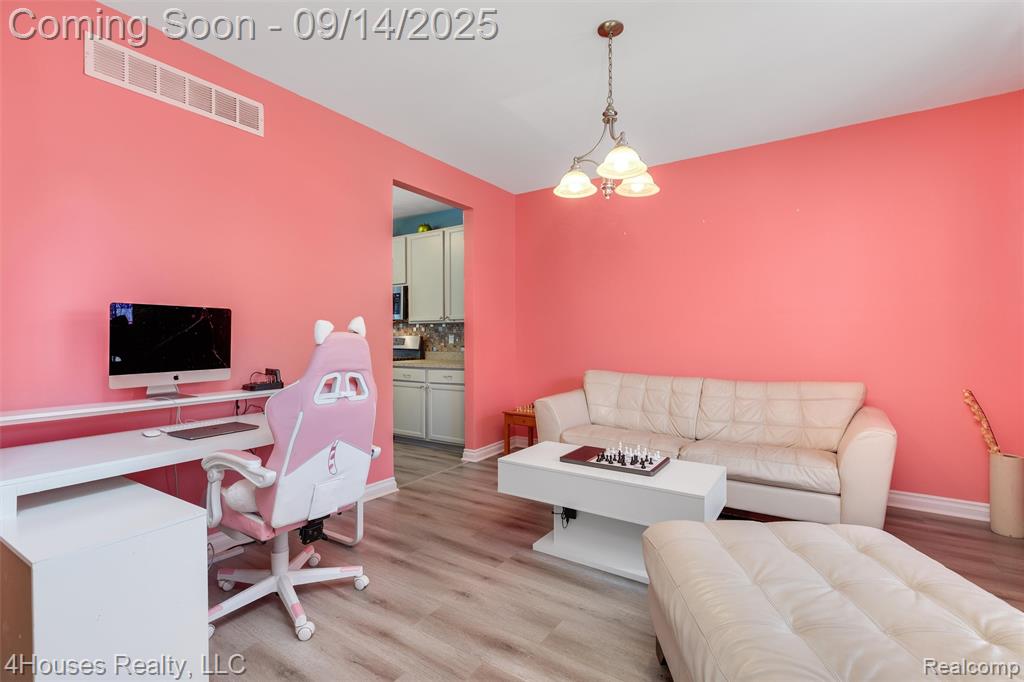 7197 Cambridge Drive, Romulus, MI 48174 — Photo 6