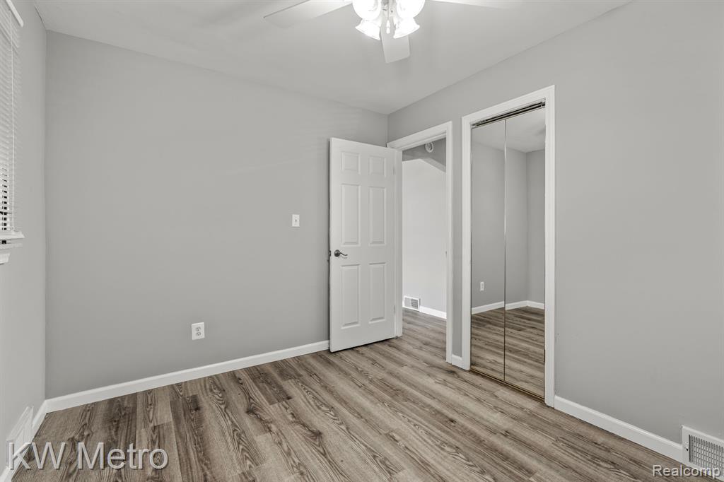 9226 GRANDVILLE Avenue, Detroit, MI 48228 — Photo 12