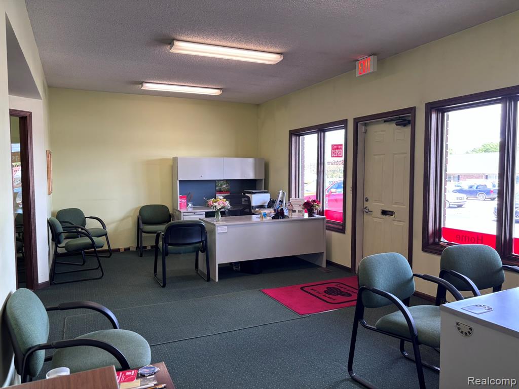 814 S Main Street, Lapeer, MI 48446 — Photo 3