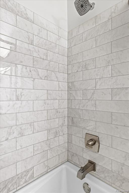 4127 Kirkway Court, 99, Howell, MI 48843 — Photo 14
