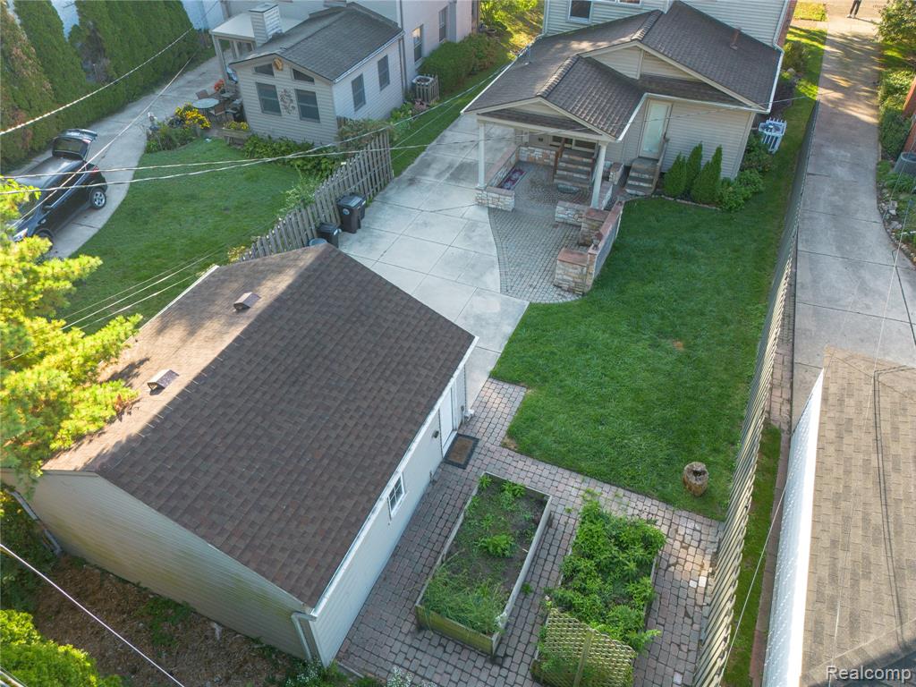 450 Roland Road, Grosse Pointe Farms, MI 48236 — Photo 47
