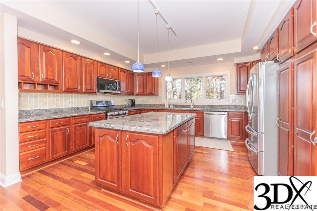 9825 Finnegan Drive, Brighton, MI 48116 — Photo 17