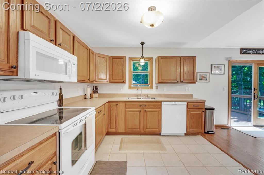 8224 Petz Road, Imlay City, MI 48444 — Photo 14